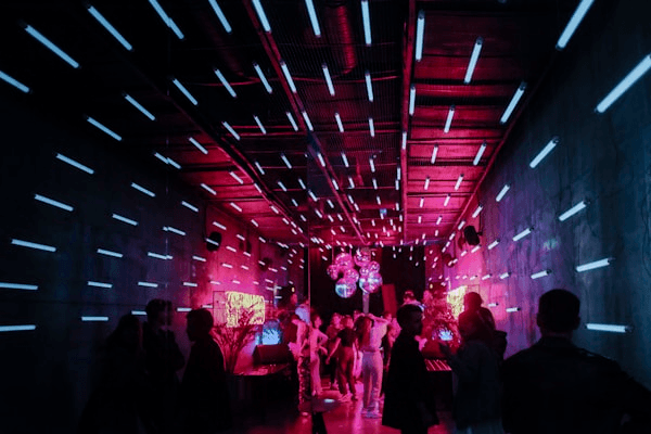 Nightlife & Clubs